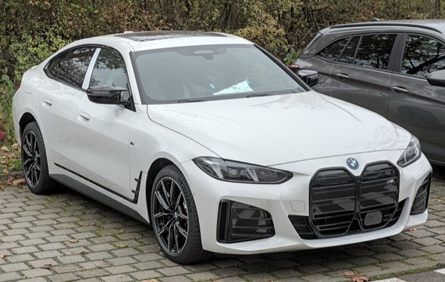 BMW i4