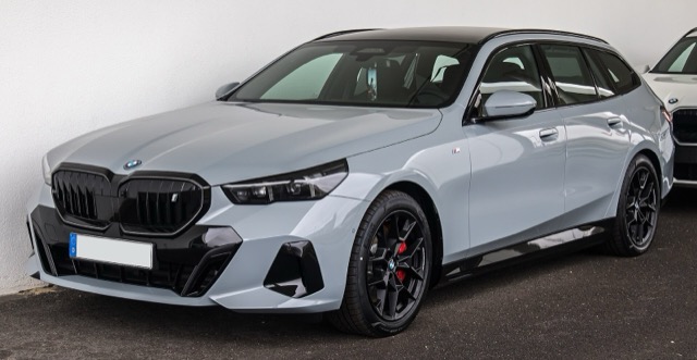 BMW i5 Touring