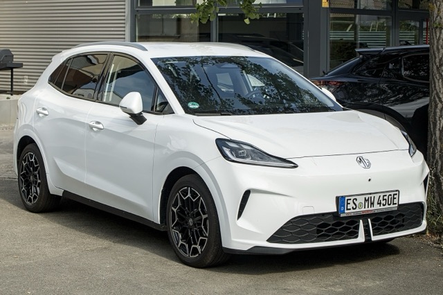 MG MG4 EV Urban
