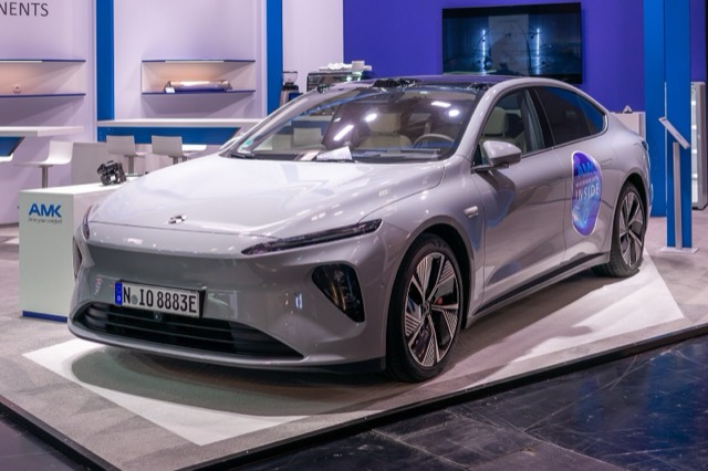 NIO ET7