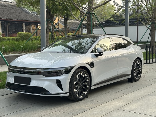 Zeekr 7GT